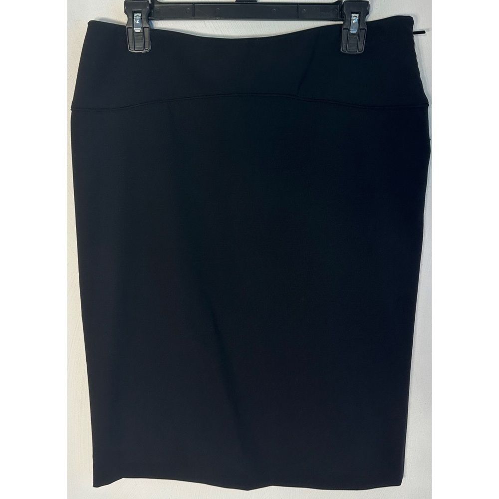 Authentic Gucci Black Pencil Short Business Skirt in Size 42